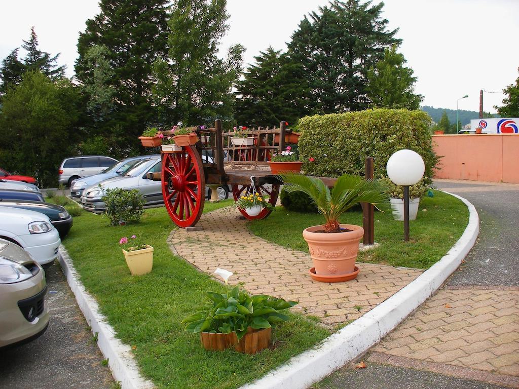 Hôtel d'Occitanie Pont-du-Casse Zewnętrze zdjęcie